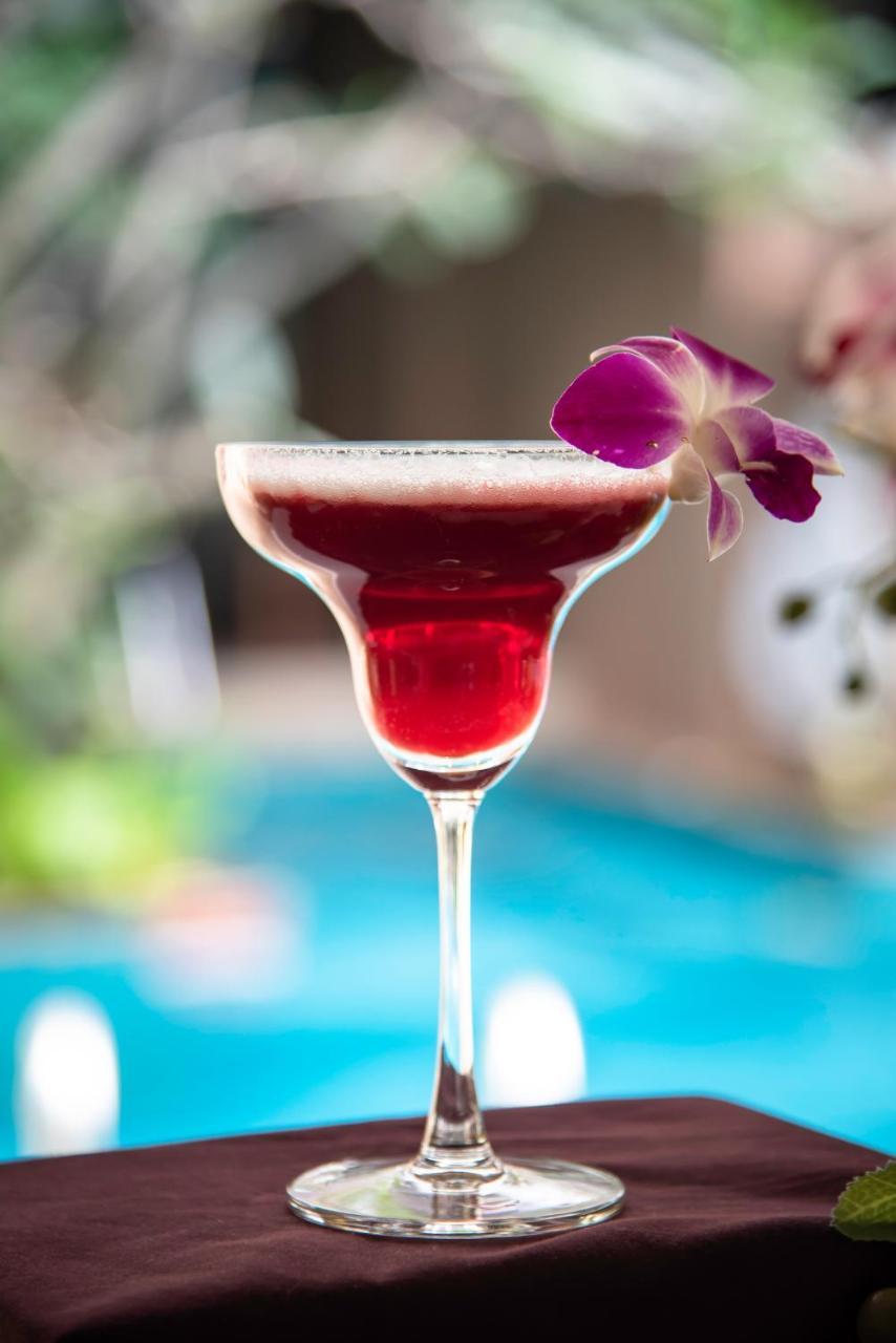 Shanaya Beach Resort & Spa Phuket Patong Exterior foto